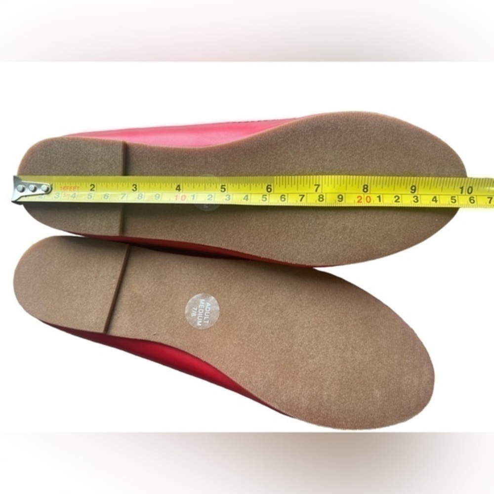 Women’s Size 9 Mulan red  Flats w logo . - Picture 6 of 6